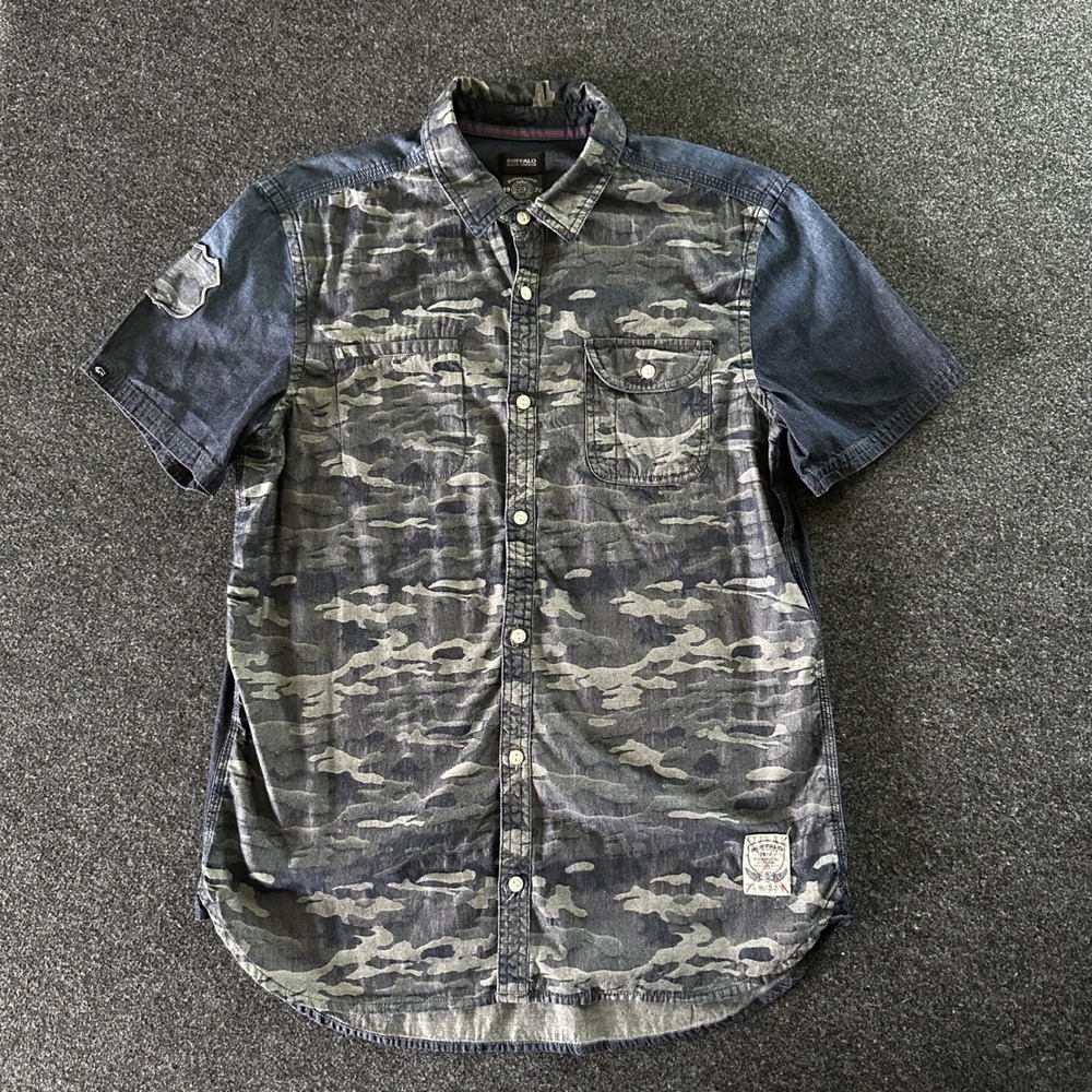 Buffalo David Bitton Sakila Mens Camo Denim Short Sleeve Button Down Shirt M